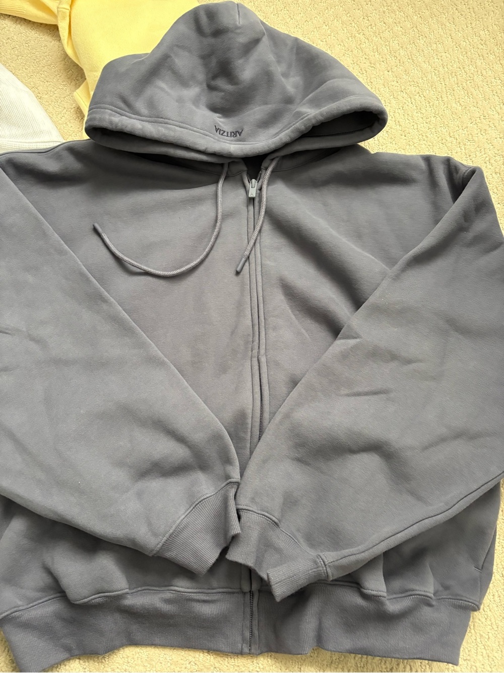 Aritzia mega zip hoodie